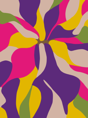 Tapis tufté abstrait aux formes organiques colorées dans des tons rose, violet, beige et jaune – Collection Julie Gosse.