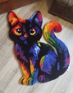 chat tufté arc-en-ciel